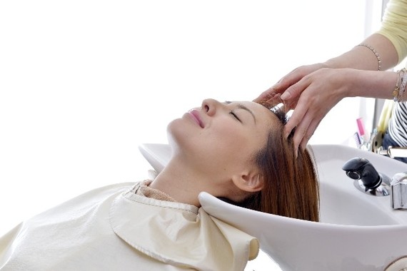 【ストレートネック矯正事例】美容院で頭を洗ってもらってる時に首がつらい！